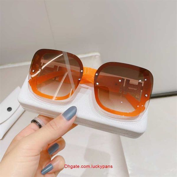 square sunglasses women black oversized sun glasses female retro vintage big frame gradient mirror y220317, White;black
square sunglasses women black oversized sun glasses female retro vintage big frame gradient mirror y220317, White;black