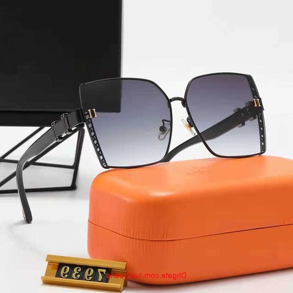 summer sunglasses designer women glasses fashion luxury h sunshade mirror seaside sports driving 223173rl 673i, White;black
summer sunglasses designer women glasses fashion luxury h sunshade mirror seaside sports driving 223173rl 673i, White;black