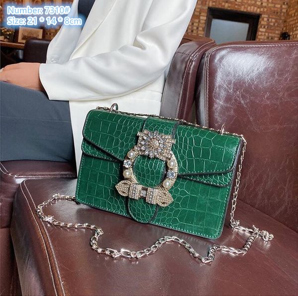 factory wholesale ladies shoulder bags 3 colors retro solid color crocodile handbag street popular embossed leather backpack sweet beaded di
factory wholesale ladies shoulder bags 3 colors retro solid color crocodile handbag street popular embossed leather backpack sweet beaded di
