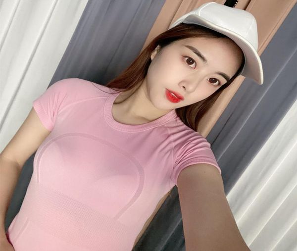 swiftly tech short sleeve shirt size210 yoga fitness wear sports outfit1578391, White;red
swiftly tech short sleeve shirt size210 yoga fitness wear sports outfit1578391, White;red