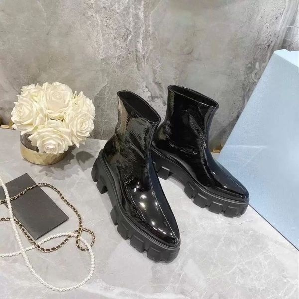 2023 designer women laureate boots rois martin platform ankle boot solid patent leather pointed shoes luxury winter thick bottom mid-length, Black
2023 designer women laureate boots rois martin platform ankle boot solid patent leather pointed shoes luxury winter thick bottom mid-length, Black