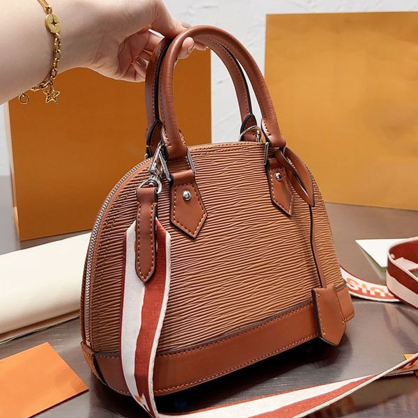 luxury totes handbag designer bag women purse crossbody bags fashion alma bb shell bags classic shoulder messenger handbags zipper wallet ha
luxury totes handbag designer bag women purse crossbody bags fashion alma bb shell bags classic shoulder messenger handbags zipper wallet ha