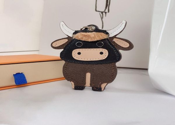 fashion key buckle cow keychain handmade leather keychains man woman pendant accessories jewelry1208859, Silver
fashion key buckle cow keychain handmade leather keychains man woman pendant accessories jewelry1208859, Silver