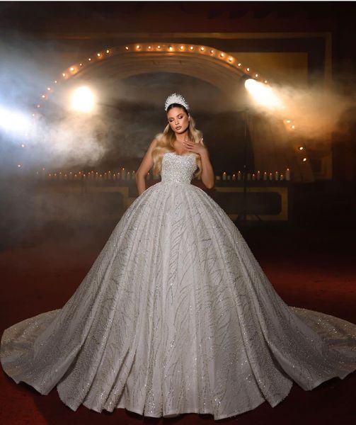 luxury ball gown wedding dresses v neck sleeveless sequins appliques beaded floor length ruffles 3d lace diamonds lace-up bridal gowns plus, White
luxury ball gown wedding dresses v neck sleeveless sequins appliques beaded floor length ruffles 3d lace diamonds lace-up bridal gowns plus, White