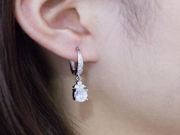 brand cubic zirconia crystal large hoop earrings for women fashion wedding party jewelry meq09316323526, Golden;silver
brand cubic zirconia crystal large hoop earrings for women fashion wedding party jewelry meq09316323526, Golden;silver