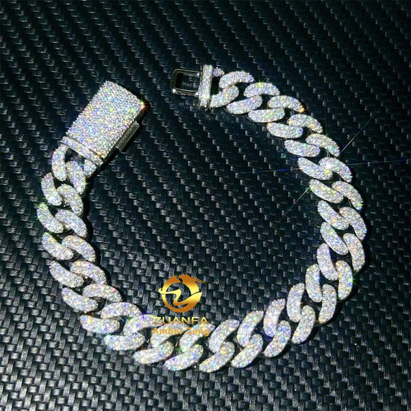 2023 wholesale price pass diamond tester 13mm 925 sterling silver 2 row vvs moissanite cuban link bracelet
2023 wholesale price pass diamond tester 13mm 925 sterling silver 2 row vvs moissanite cuban link bracelet
