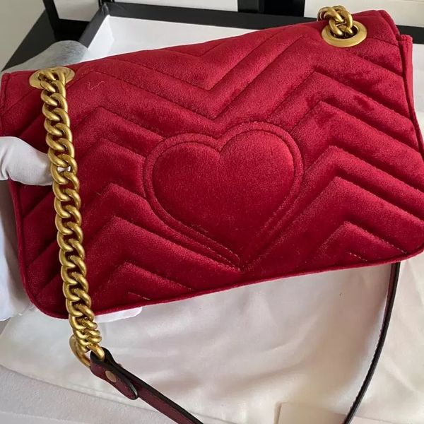 2023 velvet crossbody bag women handbag purse classic letter shoulder bags golden chain heart style messenger handbags lady totes evening cl, Black;red
2023 velvet crossbody bag women handbag purse classic letter shoulder bags golden chain heart style messenger handbags lady totes evening cl, Black;red
