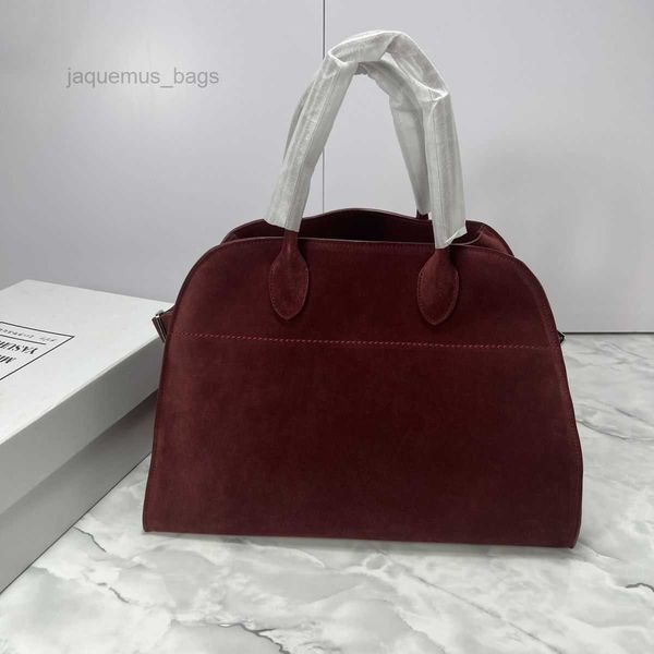 the row margaux 15 buckle bag cowhide handbag made italy travel bag genuine leather generation wallet purse handbag with logo quality
the row margaux 15 buckle bag cowhide handbag made italy travel bag genuine leather generation wallet purse handbag with logo quality