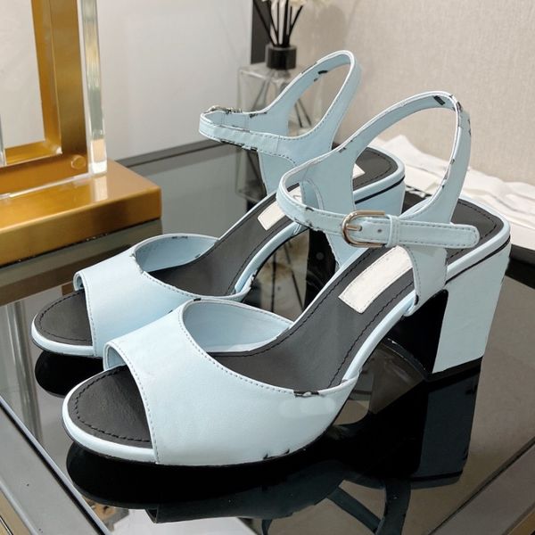 2023 classic sandal brand designers slipper ccity fashion leisure slide sandal women summer channel mid and high heeled sandals z133, Black
2023 classic sandal brand designers slipper ccity fashion leisure slide sandal women summer channel mid and high heeled sandals z133, Black
