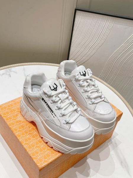 2023 new luxury designer men's women reflective sneakers leather sneakers party velvet mixed fiber casual shoes size 35-45, Black
2023 new luxury designer men's women reflective sneakers leather sneakers party velvet mixed fiber casual shoes size 35-45, Black