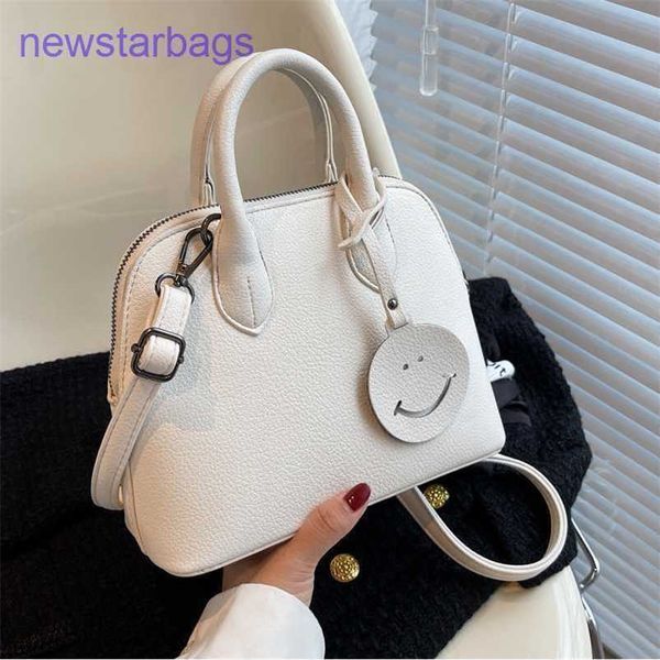bolides designer h brand handbag women bags for handheld summer fashion simple texture crossbody havewith h logo qq
bolides designer h brand handbag women bags for handheld summer fashion simple texture crossbody havewith h logo qq