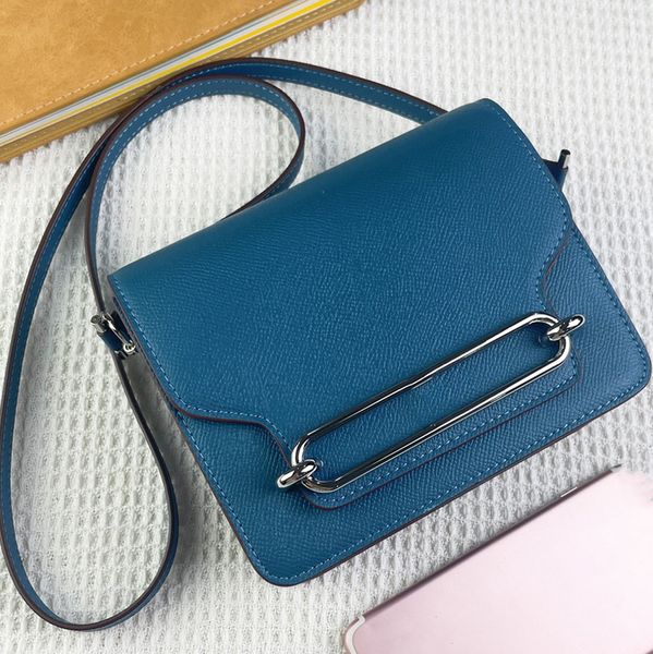 roulis designer bag silver buckle calf leather pig nose bag shoulder handbags crossbody bag 19cm slim wallet purse fashion women handbags
roulis designer bag silver buckle calf leather pig nose bag shoulder handbags crossbody bag 19cm slim wallet purse fashion women handbags