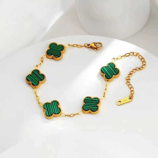 charm bracelets necklaces stainless steel four leaf grass lace women's fashion light luxury bracelet jewelry, Golden;silver
charm bracelets necklaces stainless steel four leaf grass lace women's fashion light luxury bracelet jewelry, Golden;silver