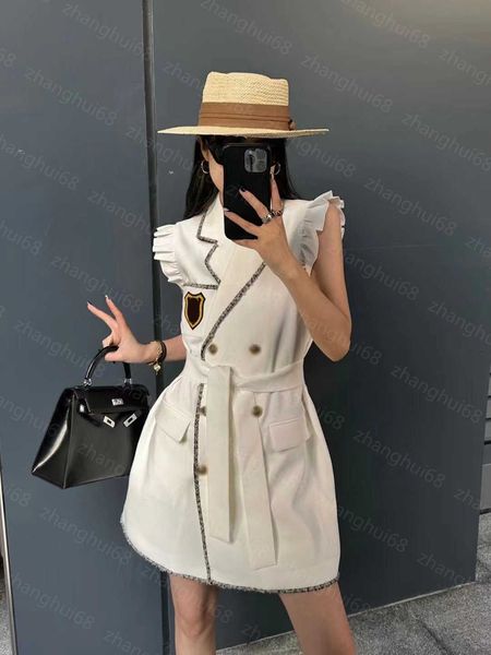 23ss women dress womens designer clothing summer dresses snowflake braided border double breasted waistband sleeveless suit waistcoat dress, Black;gray
23ss women dress womens designer clothing summer dresses snowflake braided border double breasted waistband sleeveless suit waistcoat dress, Black;gray