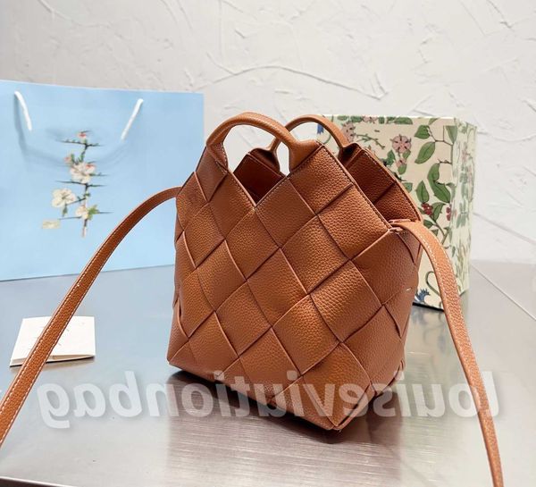 luxury women puzzle geometric shoulder bags designers fashion handbag crossbody surplus leather woven basket checkerboard bag 103936
luxury women puzzle geometric shoulder bags designers fashion handbag crossbody surplus leather woven basket checkerboard bag 103936