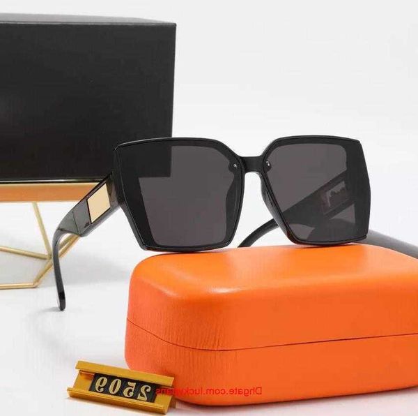 classic design brand round sunglasses of women uv400 eyewear metal gold frame glasses men mirror glass lens sunglass huw6, White;black
classic design brand round sunglasses of women uv400 eyewear metal gold frame glasses men mirror glass lens sunglass huw6, White;black