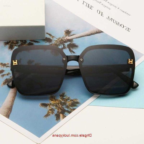 sunglasses 2023 black retro h big face frame l5qo, White;black 
sunglasses 2023 black retro h big face frame l5qo, White;black
