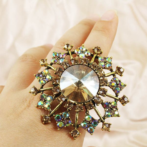 new exaggerated personalized retro exquisite sky star stereoscopic glass water diamond large open ring, Golden;silver
new exaggerated personalized retro exquisite sky star stereoscopic glass water diamond large open ring, Golden;silver