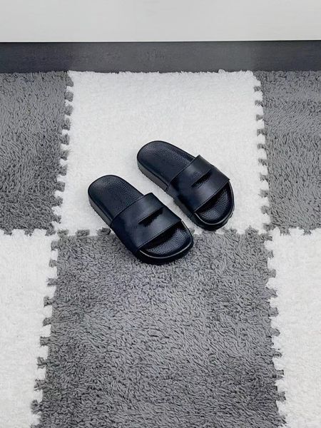 sandal shoe designer baby boy slipper eu 26-35 kid fashion girl yellow house slippers shoes wholesale 2023, Black;red
sandal shoe designer baby boy slipper eu 26-35 kid fashion girl yellow house slippers shoes wholesale 2023, Black;red