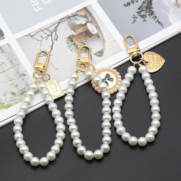 fashion mobile phone case keychains pendant jewelry glass pearl car bag hanging keychain gift accessories, Silver
fashion mobile phone case keychains pendant jewelry glass pearl car bag hanging keychain gift accessories, Silver