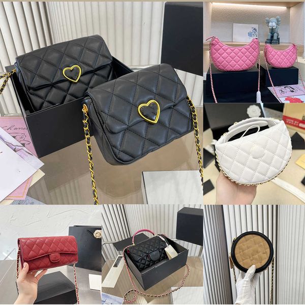 designer 7a classic clamshell chain shoulder bag women's oblique luxury sheepskin fashion handbag bag
designer 7a classic clamshell chain shoulder bag women's oblique luxury sheepskin fashion handbag bag