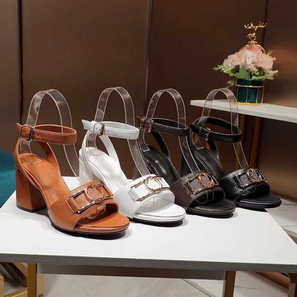 sandals it women lock glazed calf leathe ankle strap block heel sandal flower-shaped heel dress wedding shoes 7.5cm no328, Black
sandals it women lock glazed calf leathe ankle strap block heel sandal flower-shaped heel dress wedding shoes 7.5cm no328, Black