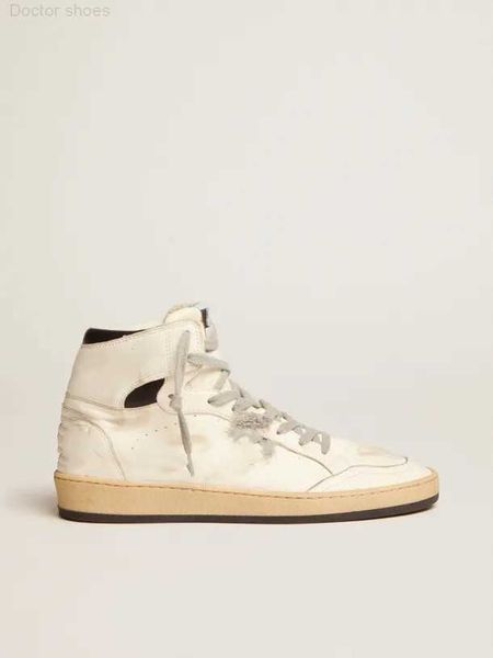 high-small dirty shoes designer luxury version italian retro handmade womens sky-star sneakers with signature on the ankle and black leather
high-small dirty shoes designer luxury version italian retro handmade womens sky-star sneakers with signature on the ankle and black leather