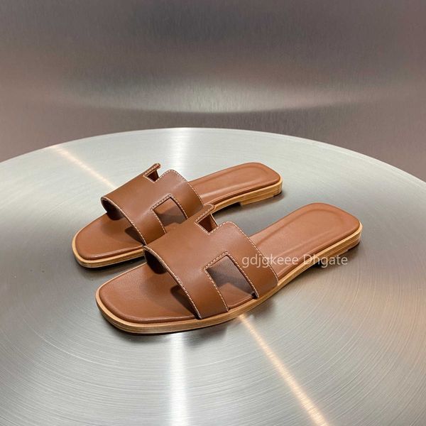 designer women h flat sandals fashion 100% genuine leather slippers summer lady sandals beach party oran slide slippers size 34-42 with box, Black
designer women h flat sandals fashion 100% genuine leather slippers summer lady sandals beach party oran slide slippers size 34-42 with box, Black