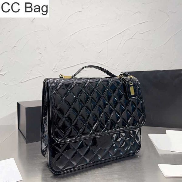 cc bag 9a designer bag single shoulder chain backpack classic quilted outdoor street high capacity backpack double letter diamond buckle str, White
cc bag 9a designer bag single shoulder chain backpack classic quilted outdoor street high capacity backpack double letter diamond buckle str, White