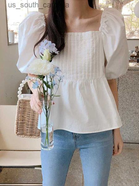 women korean fashion vintage puff sleeve shirts 2023 y2k ladies square collar pleated white blouses summer blusas mujer de mujer l230522
women korean fashion vintage puff sleeve shirts 2023 y2k ladies square collar pleated white blouses summer blusas mujer de mujer l230522