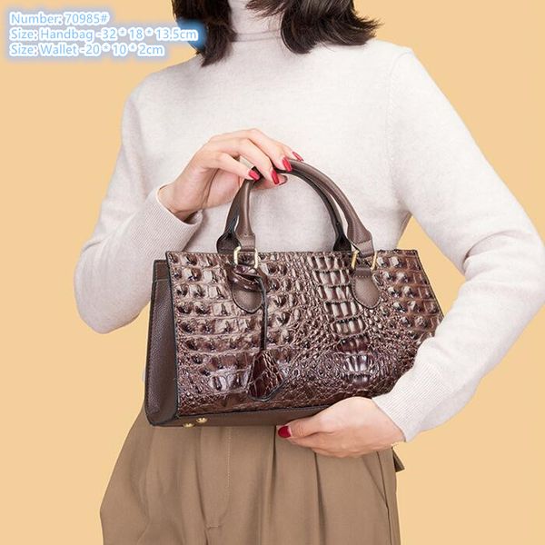 wholesale ladies shoulder bags 5 colors large capacity horizontal leather handbag elegant solid color embossed crocodile pattern handbags two-piece bag 70985#, Purple
wholesale ladies shoulder bags 5 colors large capacity horizontal leather handbag elegant solid color embossed crocodile pattern handbags two-piece bag 70985#, Purple