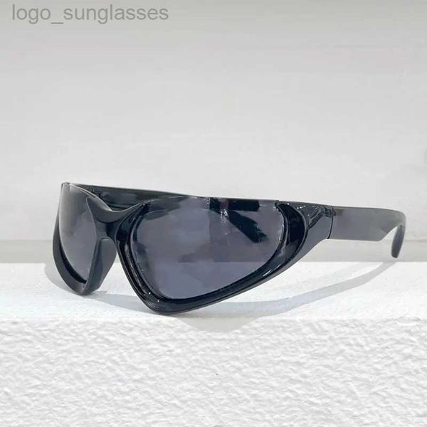 sunglasses for men and women summer 0202s style anti-ultraviolet retro square plate full frame fashion eyeglasses random box, White;black
sunglasses for men and women summer 0202s style anti-ultraviolet retro square plate full frame fashion eyeglasses random box, White;black