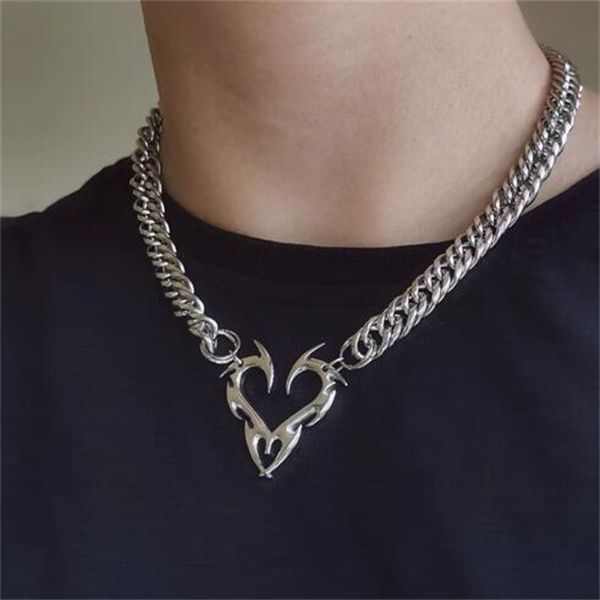 men and women necklace retro simple swirl pendant popular necklace jewelry gc2168, Golden;silver
men and women necklace retro simple swirl pendant popular necklace jewelry gc2168, Golden;silver