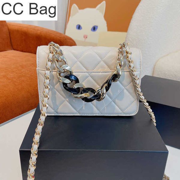cc bag 9a luxury shoulder bag senior designer classic chain black and white fashion designer tote gorgeous noble everyday exquisite versatil
cc bag 9a luxury shoulder bag senior designer classic chain black and white fashion designer tote gorgeous noble everyday exquisite versatil
