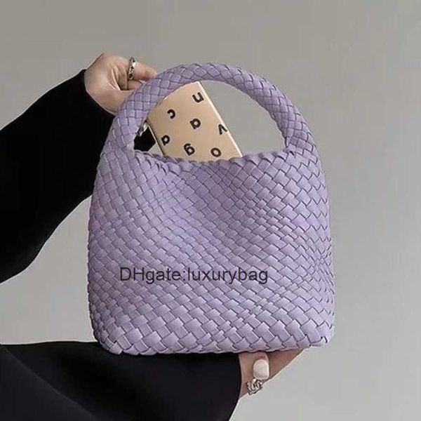 aaaaabotteg uneta jodie mini teen intrecciato vegetable basket bag high-quality hand woven small tote bag high-capacity trend
aaaaabotteg uneta jodie mini teen intrecciato vegetable basket bag high-quality hand woven small tote bag high-capacity trend