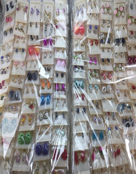 whole lots women lady earring elegant crystal rhinestone ear stud earrings random mixed fashion pairs8157729, Golden
whole lots women lady earring elegant crystal rhinestone ear stud earrings random mixed fashion pairs8157729, Golden
