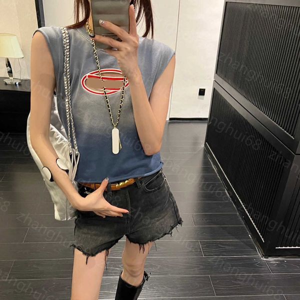 23ss womens knits womens designer clothing hollow out gradient watermill made old hanging dye craft knitted vest womens clothes, White
23ss womens knits womens designer clothing hollow out gradient watermill made old hanging dye craft knitted vest womens clothes, White
