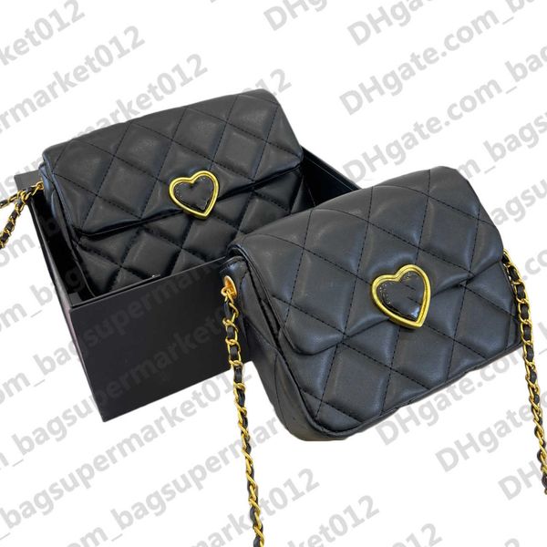 7a custom luxury brand handbag women's bag 2023 leather gold chain black and white pink cattle clip sheepskin shoulder
7a custom luxury brand handbag women's bag 2023 leather gold chain black and white pink cattle clip sheepskin shoulder