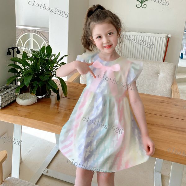 2023 kids clothing sets girls tracksuits suit letters print designer t-shirt short pants suits chidlren casual clothes 90-150 brand luxury p, Red;yellow
2023 kids clothing sets girls tracksuits suit letters print designer t-shirt short pants suits chidlren casual clothes 90-150 brand luxury p, Red;yellow