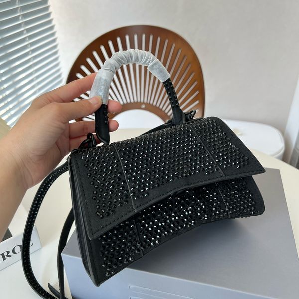 designer bag hourglass bag shoulder bag cross body fashion ladies purse crocodile wallets lady alligator backpack handbags tote purses
designer bag hourglass bag shoulder bag cross body fashion ladies purse crocodile wallets lady alligator backpack handbags tote purses