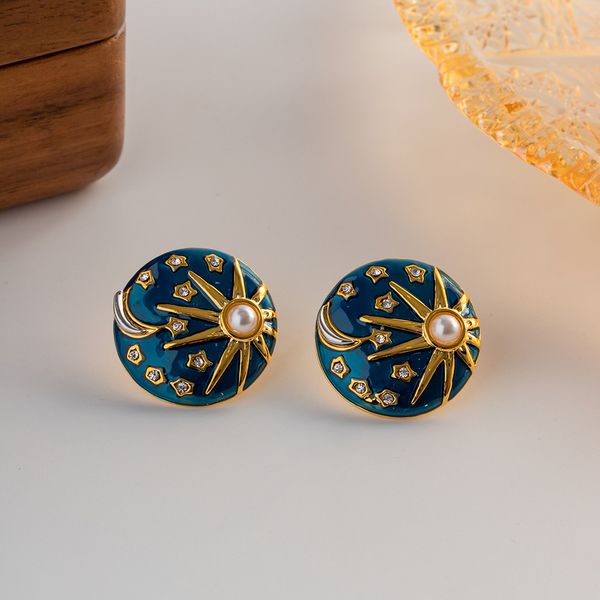classic sun star moon blue female earrings women's exaggerated metal star earrings fashionable stylish earrings luxury jewelry e3894, Golden;silver
classic sun star moon blue female earrings women's exaggerated metal star earrings fashionable stylish earrings luxury jewelry e3894, Golden;silver