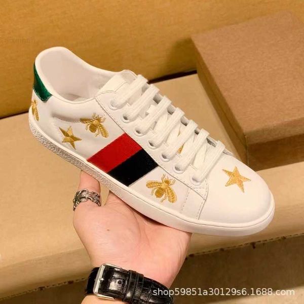 high version bee little white genuine leather couple embroidered board casual men's and women's shoes
high version bee little white genuine leather couple embroidered board casual men's and women's shoes