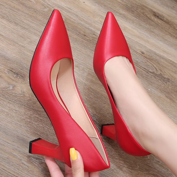 2022 white black red gold high heels shoes women fashion pointed toe office party work dress pumps big size 34-43 e0000
2022 white black red gold high heels shoes women fashion pointed toe office party work dress pumps big size 34-43 e0000
