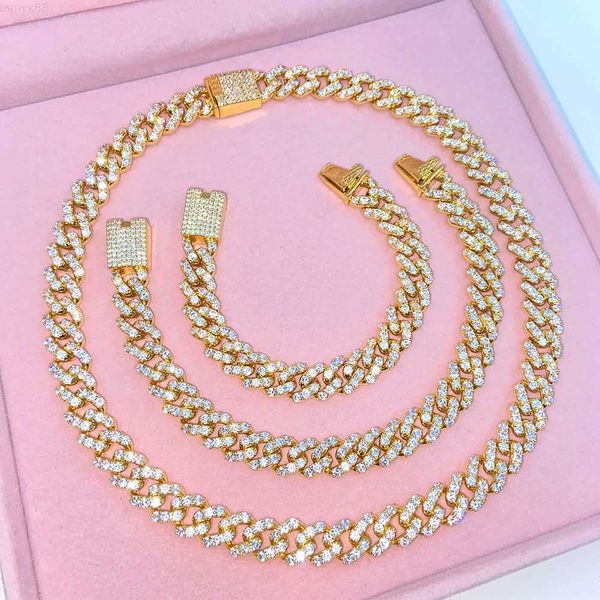 hip hop cuban bracelet men women necklace shiny iced out diamond silver cuban link jewelry set
hip hop cuban bracelet men women necklace shiny iced out diamond silver cuban link jewelry set