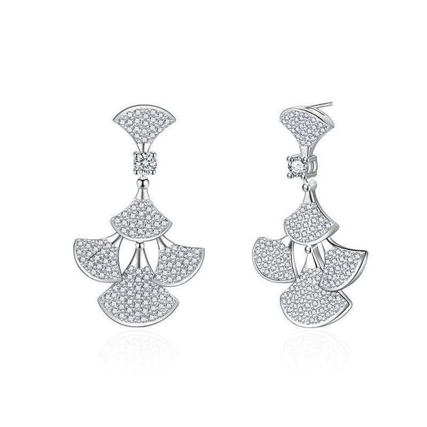 although dramas are mentally ill xu ruizhi has the same earrings as needle skirt earrings, Golden
although dramas are mentally ill xu ruizhi has the same earrings as needle skirt earrings, Golden