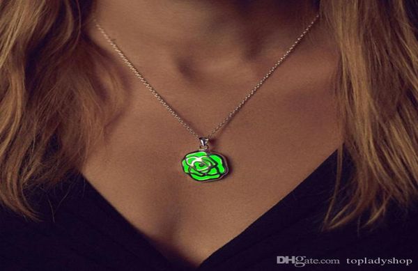 european and american bar party ornaments night luminous rose necklace luminous pendant whole5197931, Silver
european and american bar party ornaments night luminous rose necklace luminous pendant whole5197931, Silver