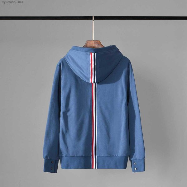2023 fashion brand designer autumn and winter correct version standard back webbing men's tripe trend coat menchina, Black
2023 fashion brand designer autumn and winter correct version standard back webbing men's tripe trend coat menchina, Black