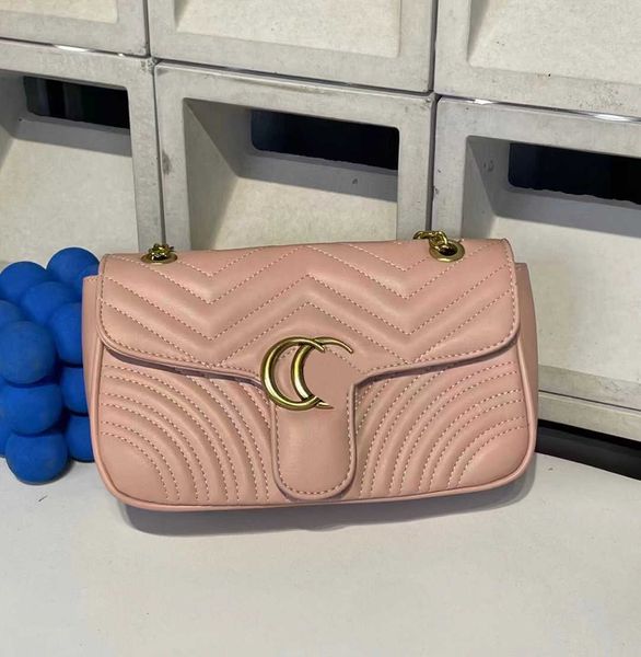 pu heart-shaped v wave messenger bag clamshell bag fashion classic womens chain single shoulder cross bags famous designer handbag purse
pu heart-shaped v wave messenger bag clamshell bag fashion classic womens chain single shoulder cross bags famous designer handbag purse