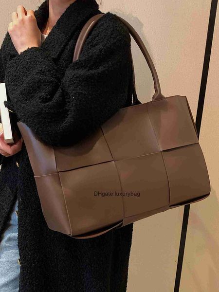 aaaaabotteg uneta jodie mini teen intrecciato fashion trend foreign weaving design women's bag single shoulder crossbody handheld bag
aaaaabotteg uneta jodie mini teen intrecciato fashion trend foreign weaving design women's bag single shoulder crossbody handheld bag