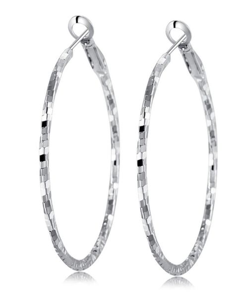 18k white gold plated shiny big circle earrings hoops for girls women for wedding party er9642553020, Golden;silver
18k white gold plated shiny big circle earrings hoops for girls women for wedding party er9642553020, Golden;silver